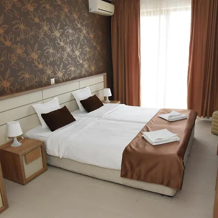 Paradise Garden * Cernomoreț