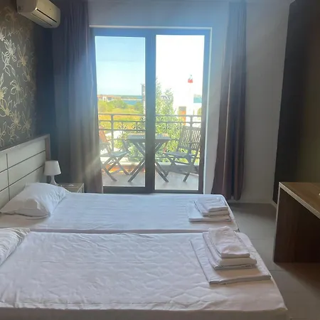 Paradise Garden Hotel Cernomoreț