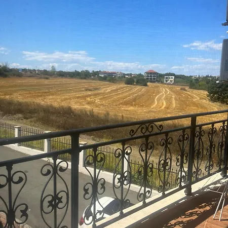 Paradise Garden * Cernomoreț