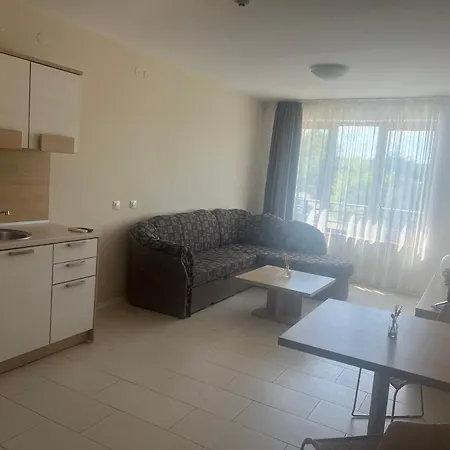 Paradise Garden * Cernomoreț