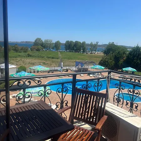 Paradise Garden Hotel *