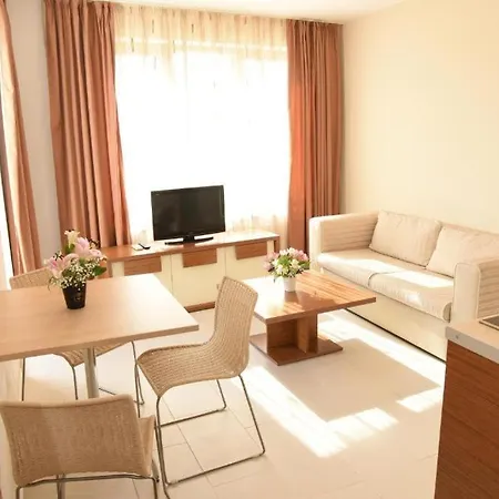 Paradise Garden Hotel *