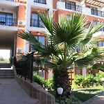 Paradise Garden Хотел *