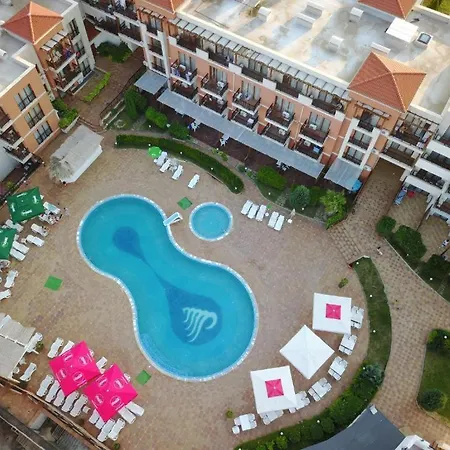 Paradise Garden ホテル チェルノモレツ