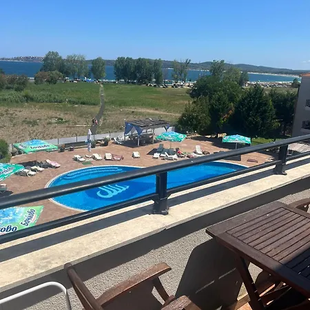 Paradise Garden Chernomorets