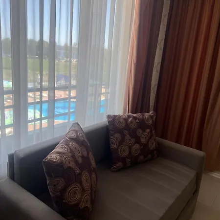 Paradise Garden Chernomorets