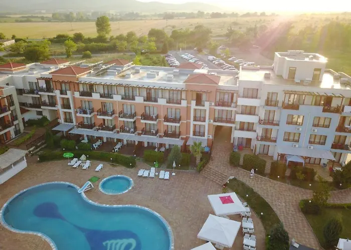 Отель Paradise Garden